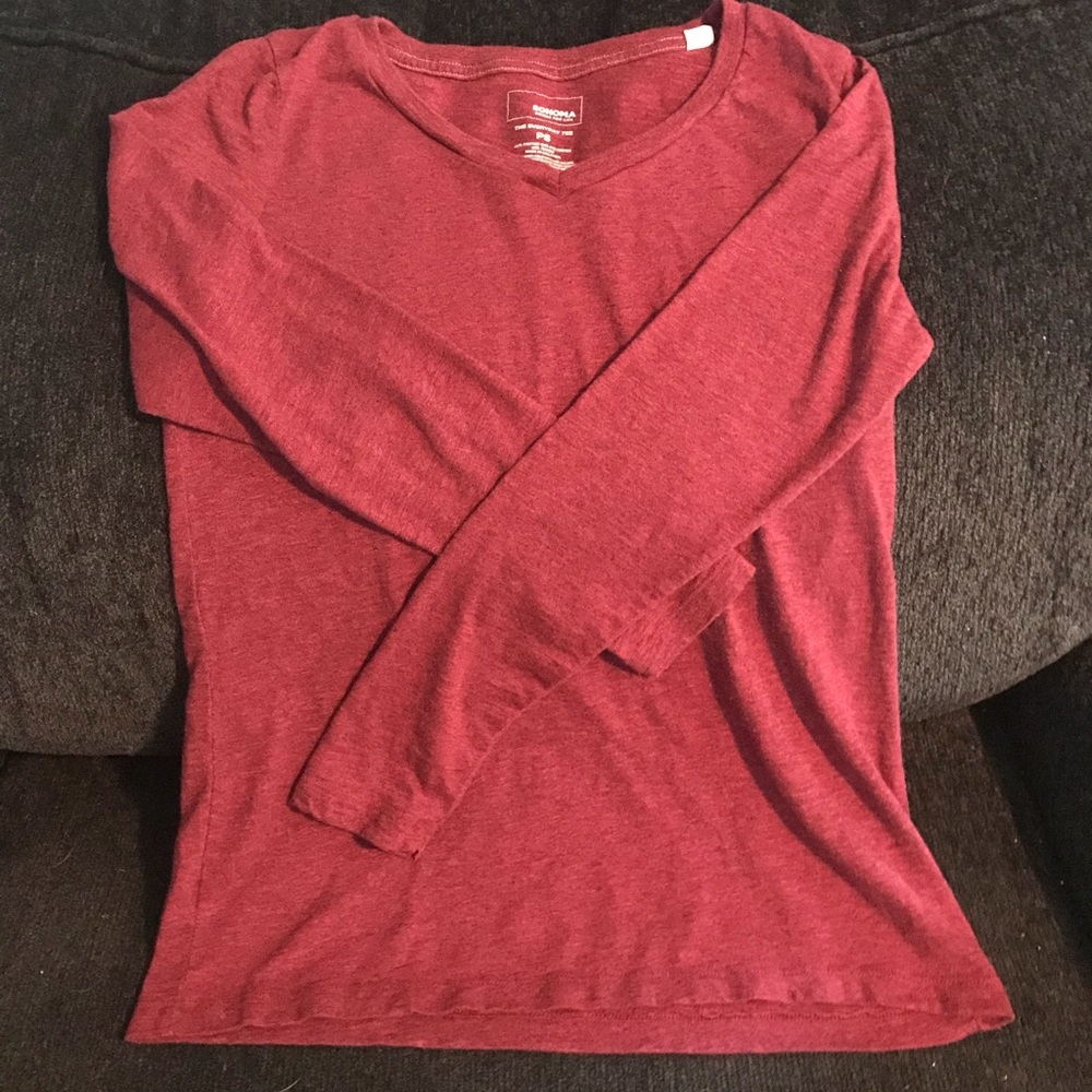 Sonoma long sleeved T.